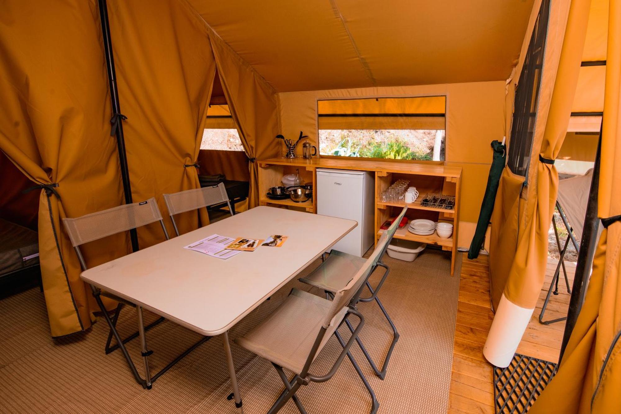 Camping Onlycamp Pierre & Sources Volvic Ngoại thất bức ảnh